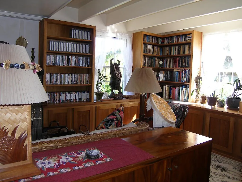**** Bed & Breakfast Aloha Happy Place Volcano United States