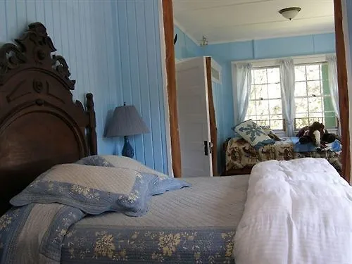 Bed & Breakfast Aloha Happy Place Volcano